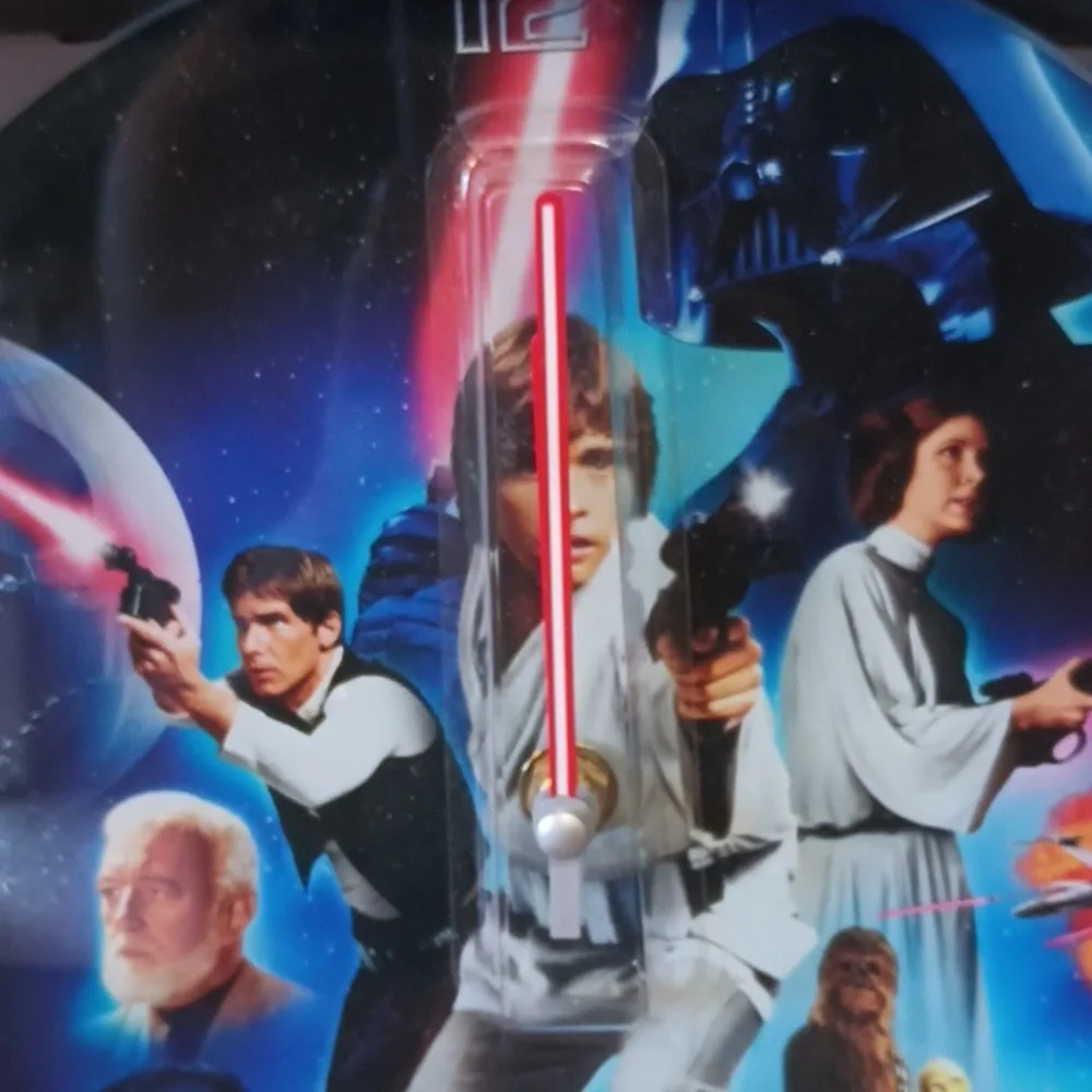 Star Wars New Hope Glass Clock NEW! Leia Luke Han Vader C3PO R2D2 Sealed in Box!